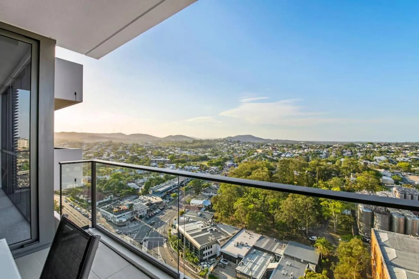 Stunning Cityview 1Br Apt, 1 Min To Train Brisbane